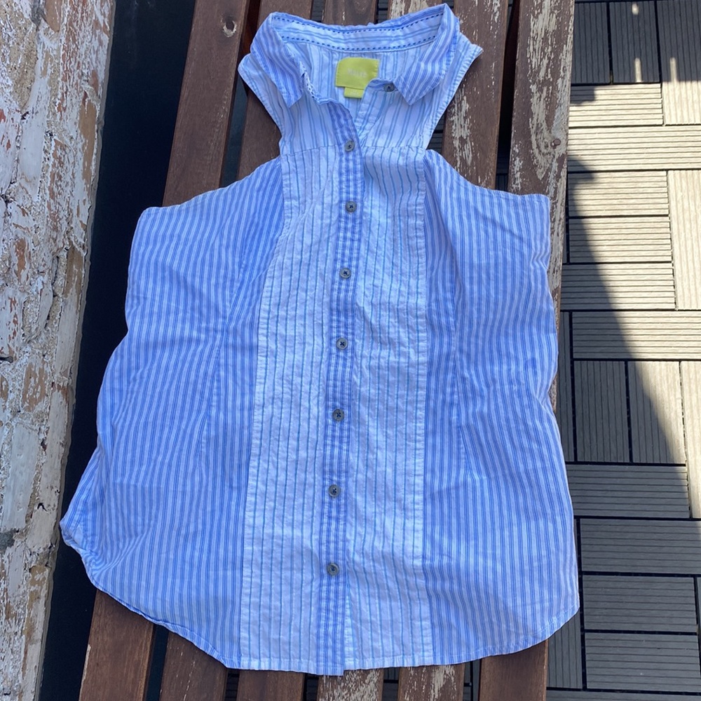 Really pretty maeve anthropologie size 12 sleeveless button down
